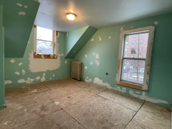 $475,000 | 15-17 Russell Street, Portland, ME 04102