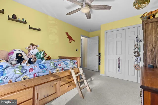 $359,900 | 15 Pine Ridge Circle, Enola, PA 17025