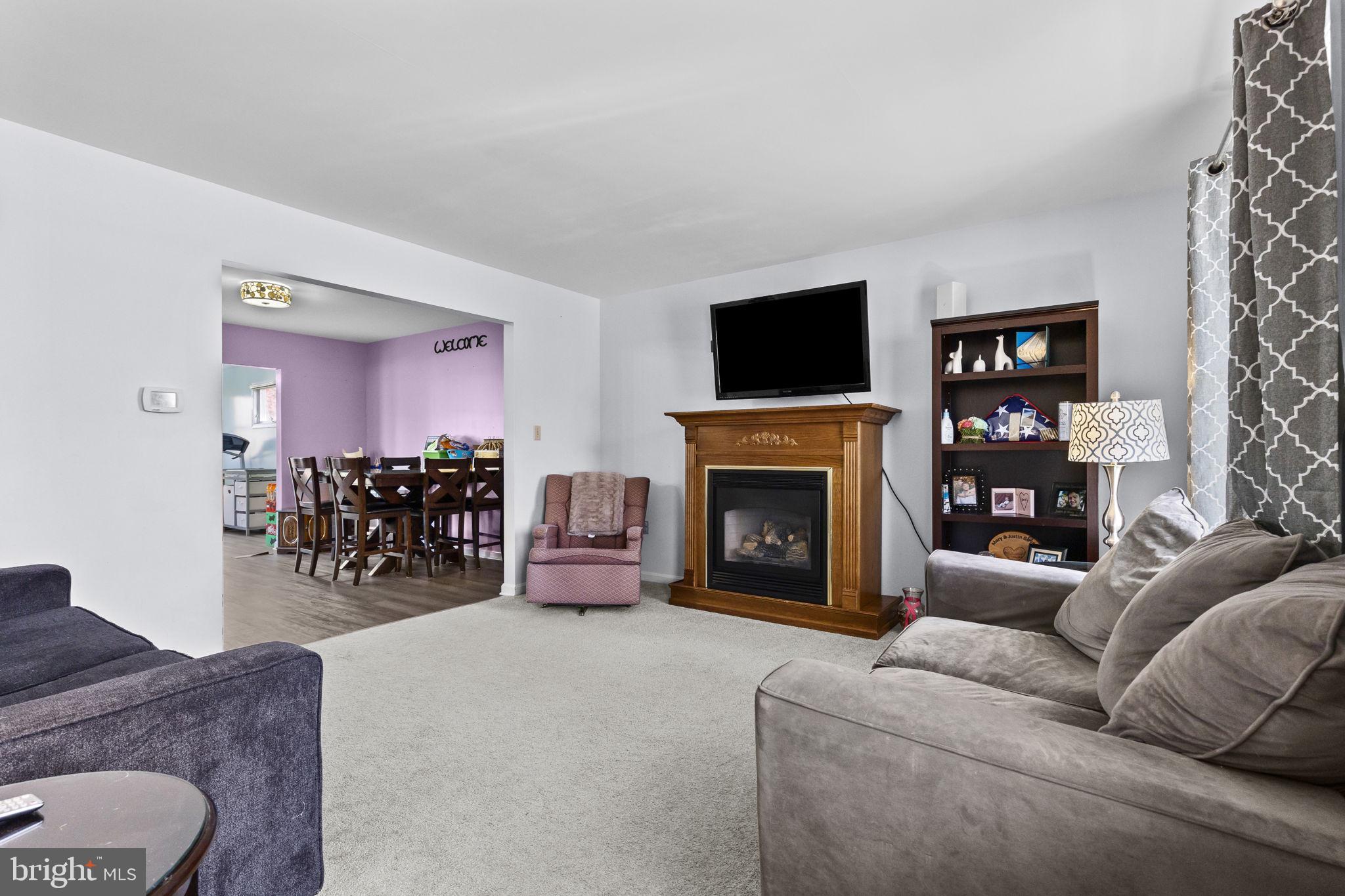 15 Pine Ridge Circle Enola, PA 17025 - Photo 4 of 26