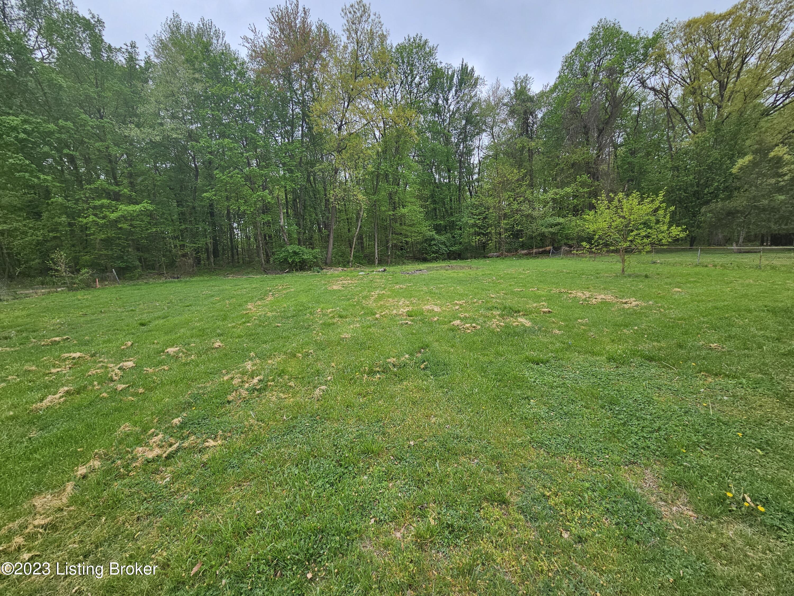 6510 Wood Road Louisville, KY 40258 - Photo 27 of 35 20230416_125614