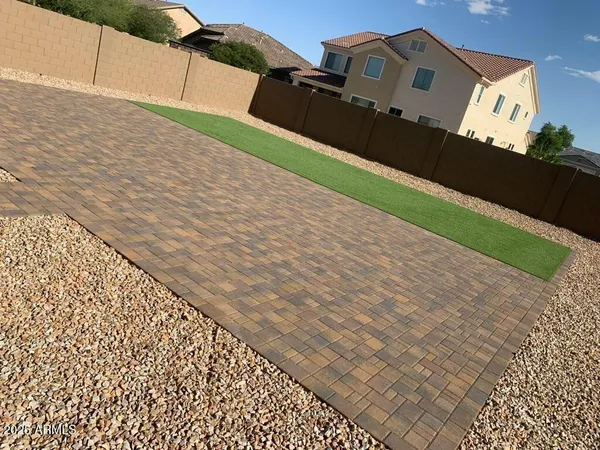 $2,000 | 341 East Rio Place, Casa Grande, AZ 85122