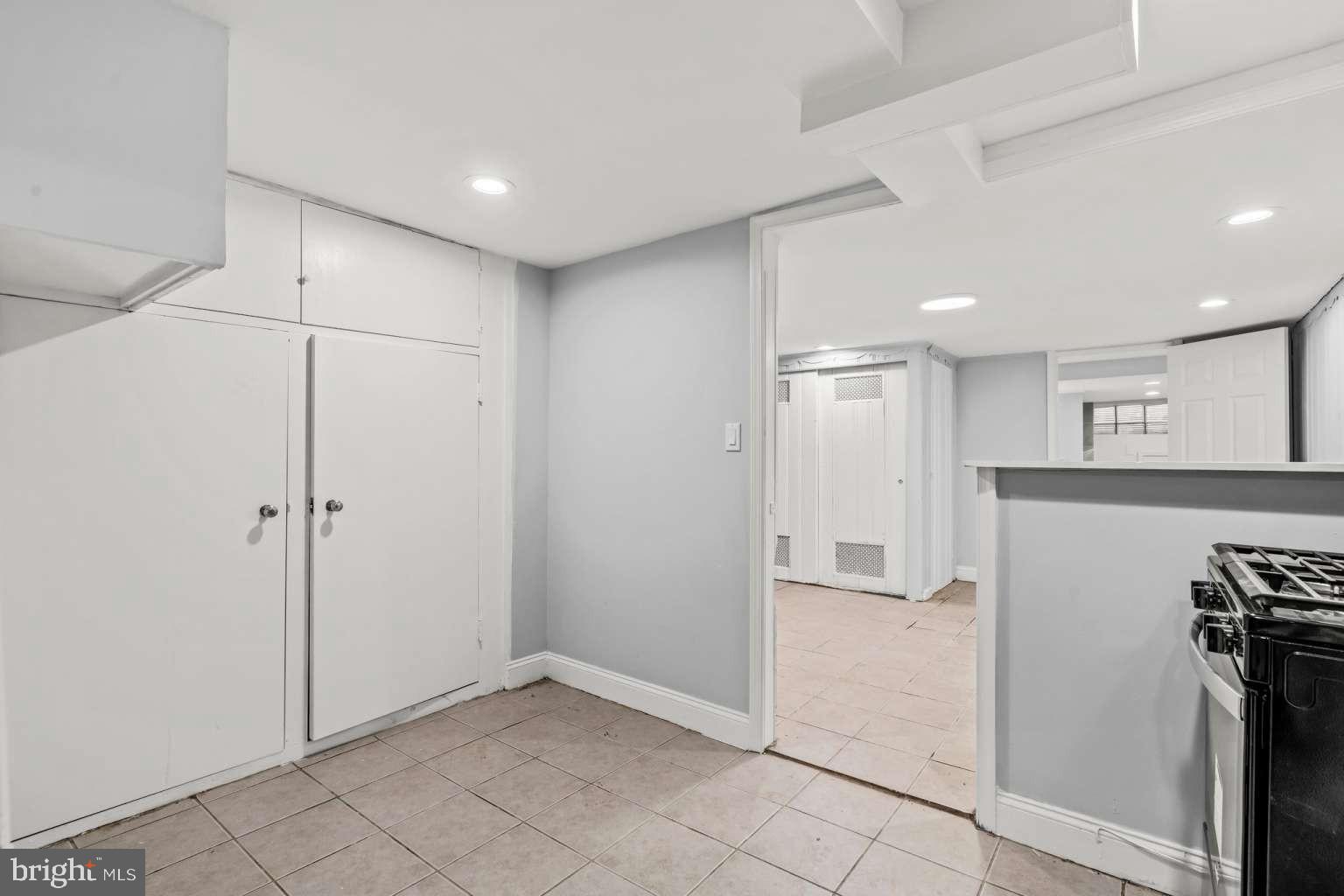 4453 Sherwood Road Philadelphia, PA 19131 - Photo 18 of 20 Gallery Image 18