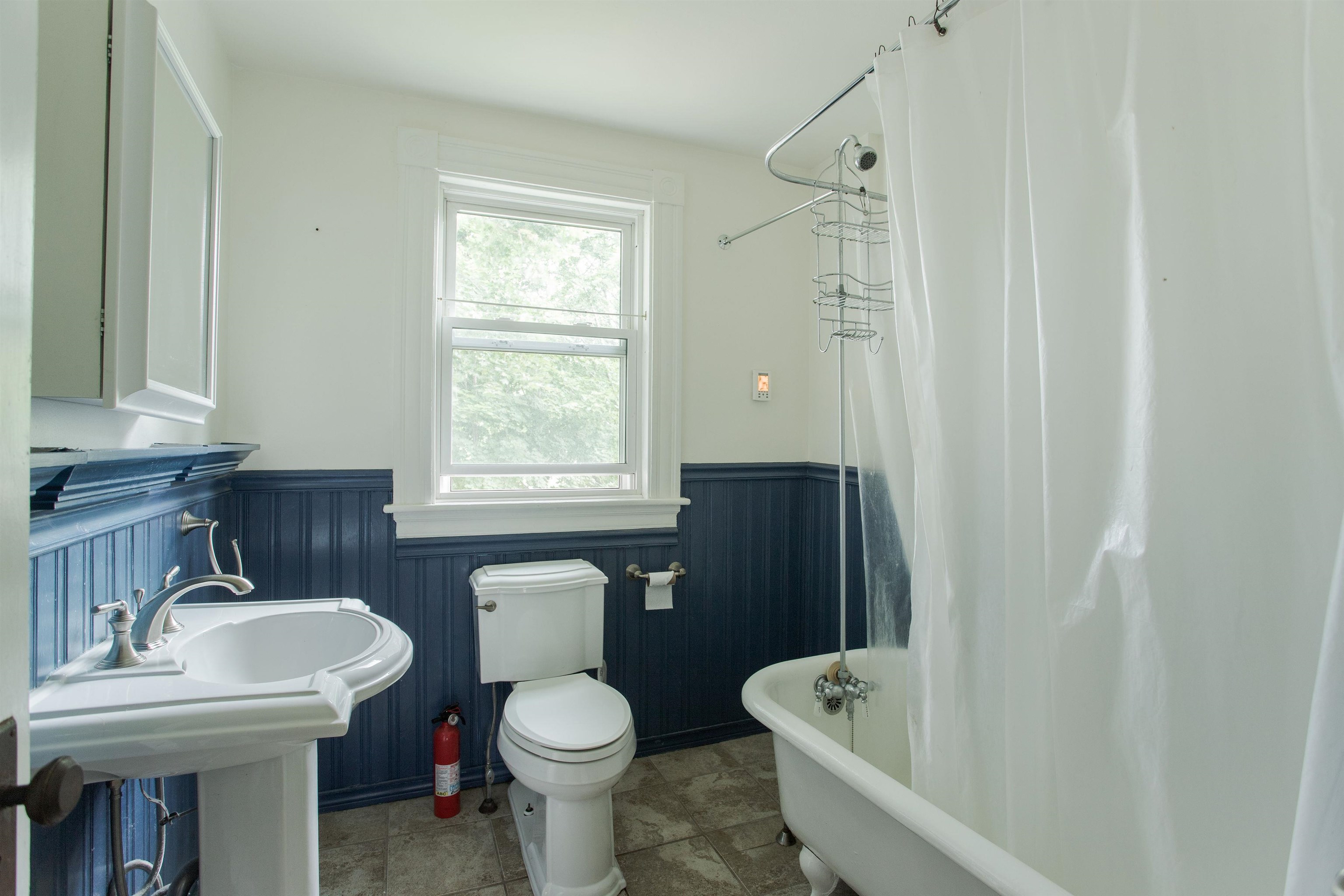 71 Middle Road Portsmouth, NH 03801 - Photo 16 of 34 Gallery Image 16