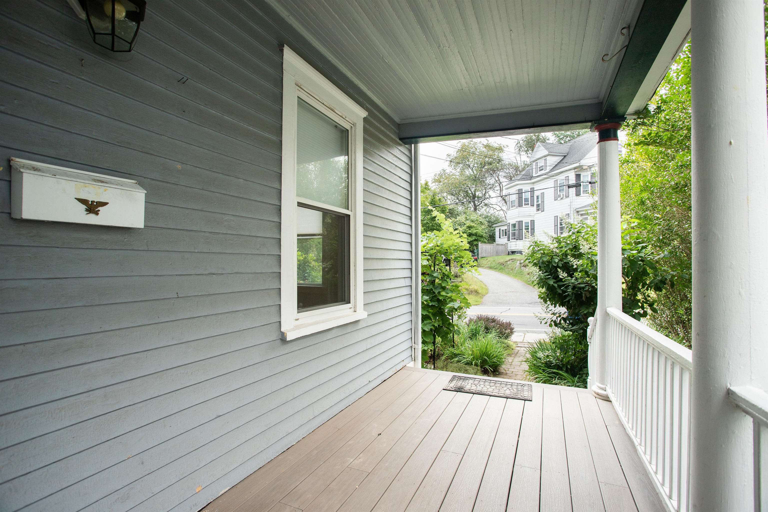 71 Middle Road Portsmouth, NH 03801 - Photo 3 of 34 Gallery Image 3