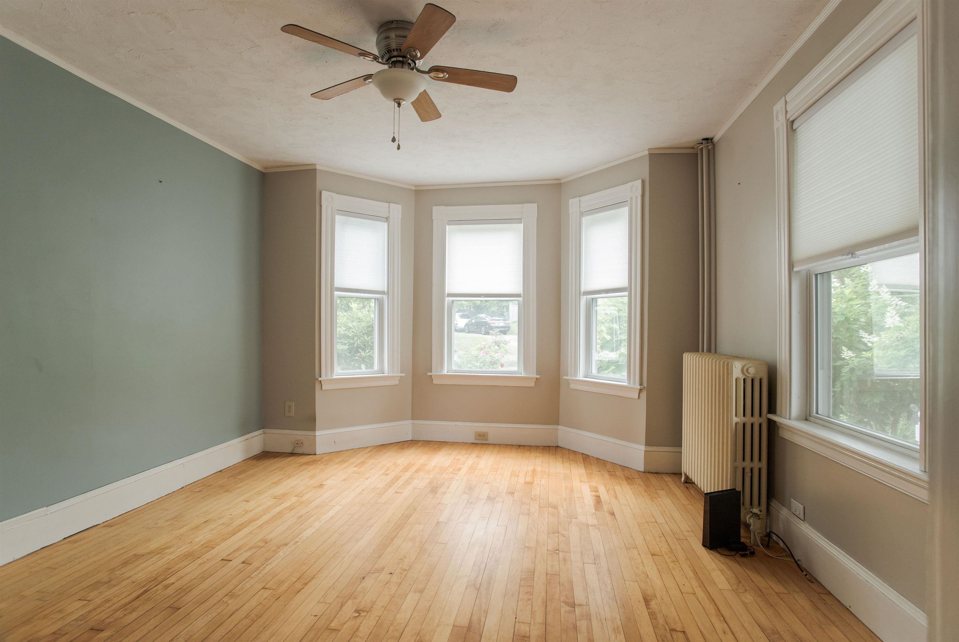 71 Middle Road Portsmouth, NH 03801 - Photo 6 of 34 Gallery Image 6