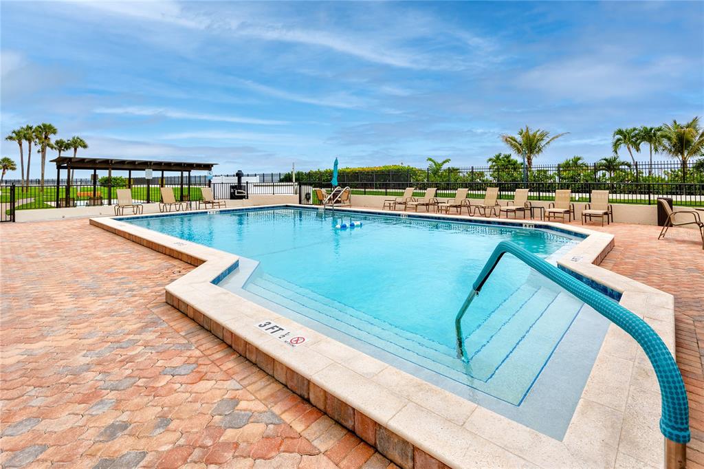 7100 Sunset Way, Unit 810 St. Pete Beach, FL 33706 - Photo 35 of 48