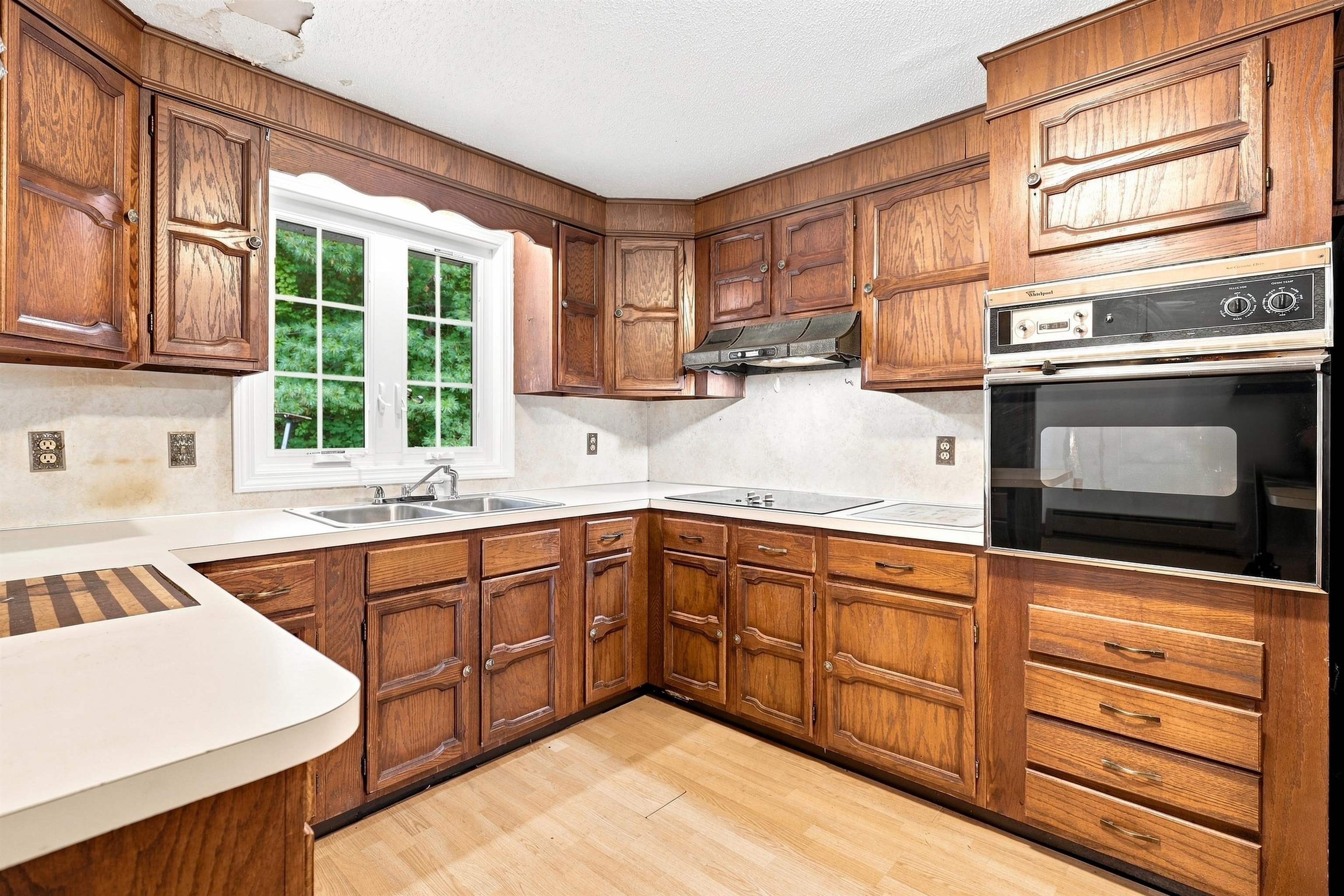 9 Windham Road Derry, NH 03038 - Photo 11 of 43 Gallery Image 11