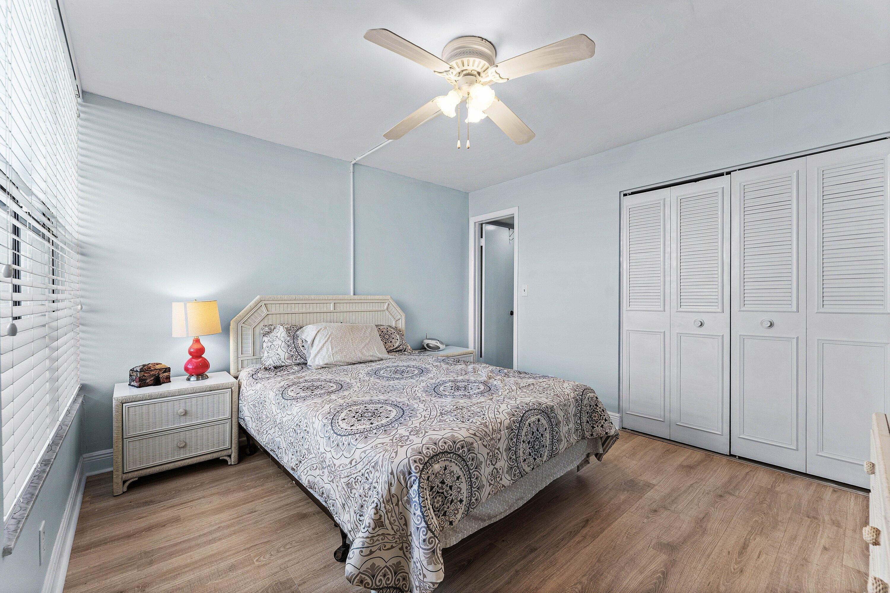 8 Royal Palm Way, Unit 6040 Boca Raton, FL 33432 - Photo 18 of 36 013-8RoyalPalmWay-604-BocaRaton-FL-33432