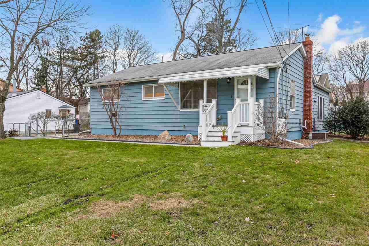 109 Fraser Street Rochester, MI 48307 - Photo 3 of 33