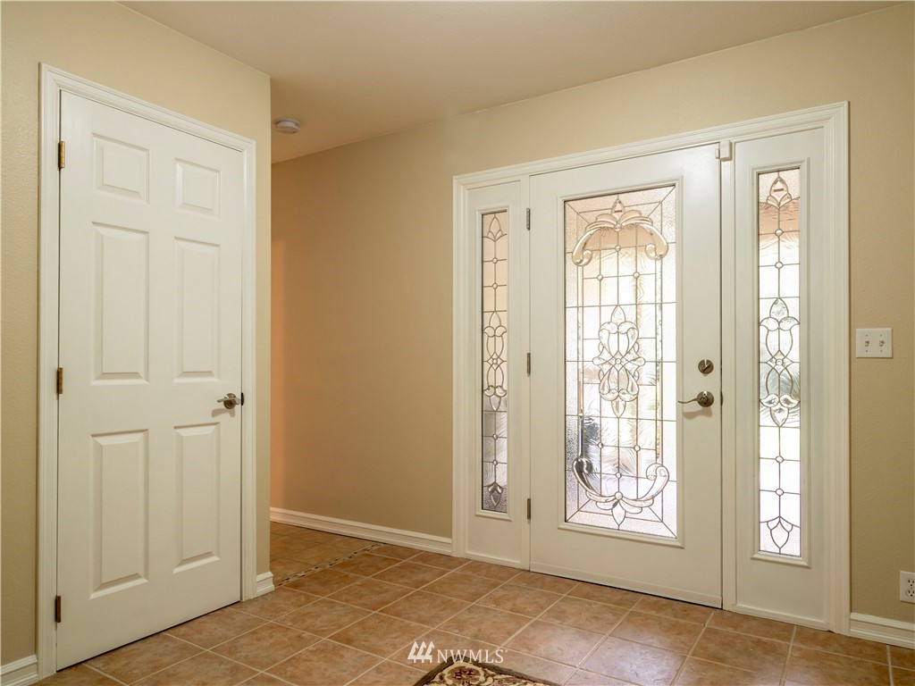 4769 Tree Ridge Lane Northeast Poulsbo, WA 98370 - Photo 3 of 25 Gallery Image 3