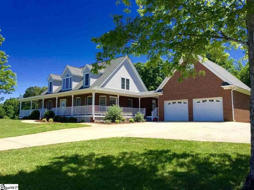 1900 Davis Road Woodruff, SC 29388 - Photo 1 of 23