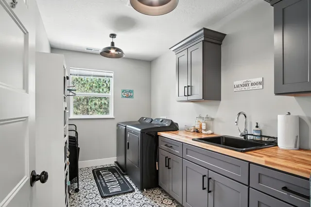 $824,999 | 60849 Westview Drive, Nine Mile Falls, WA 99026