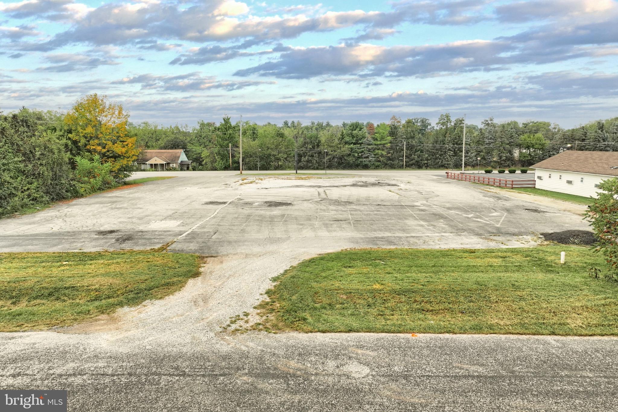6431 York Road New Oxford, PA 17350 - Photo 13 of 13 a view of yard with ocean view