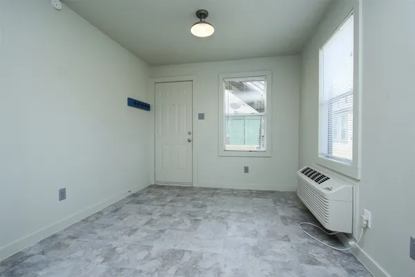 $677 | 505 East 32nd Street, Unit 3, Houston, TX 77018