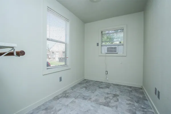 $677 | 505 East 32nd Street, Unit 3, Houston, TX 77018