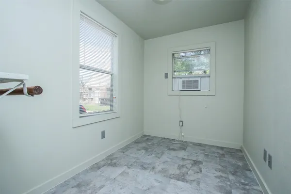 $677 | 505 East 32nd Street, Unit 3, Houston, TX 77018