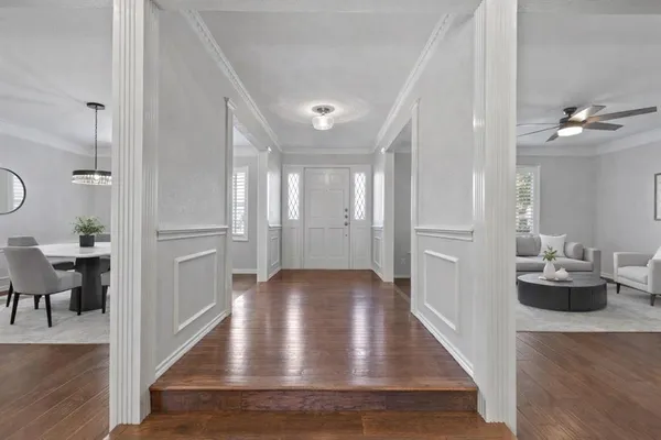 $3,600 | 4301 Bellaire Drive South, Fort Worth, TX 76109