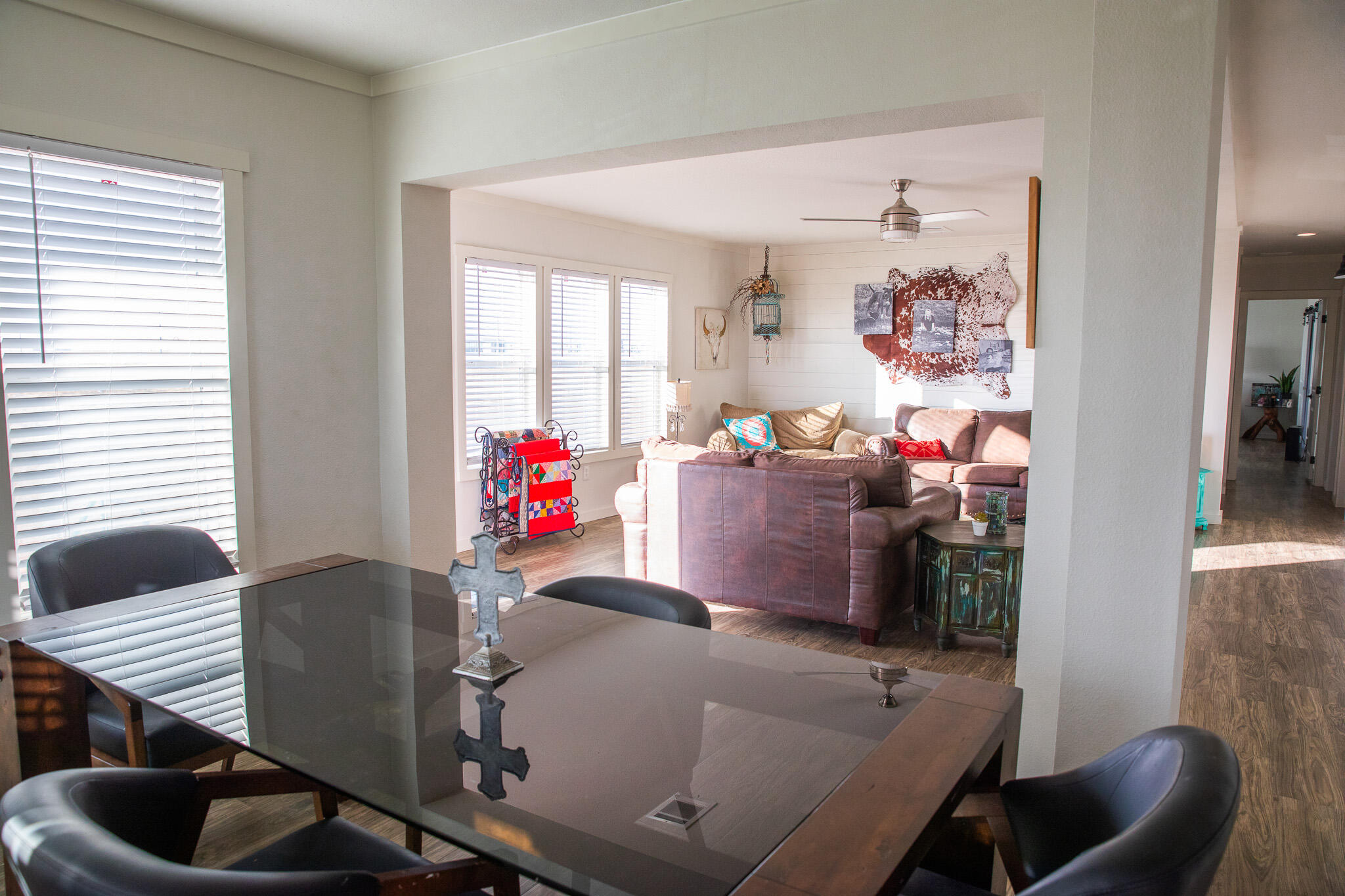 1388 Mallard Road Wilson, TX 79381 - Photo 11 of 45 a room with furniture and workspace