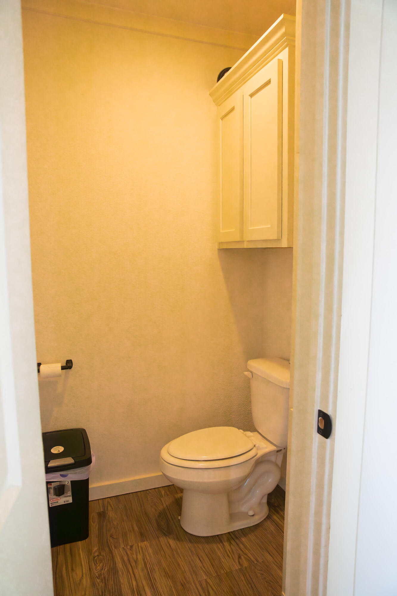 1388 Mallard Road Wilson, TX 79381 - Photo 32 of 45 a bathroom with a toilet a sink and bath tub
