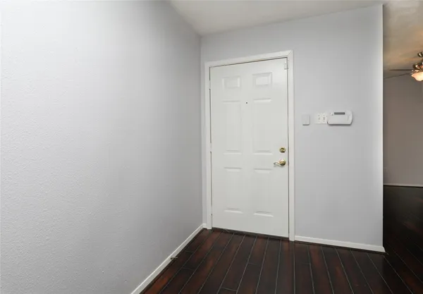 $2,150 | 2703 Heritage Colony Drive, Webster, TX 77598