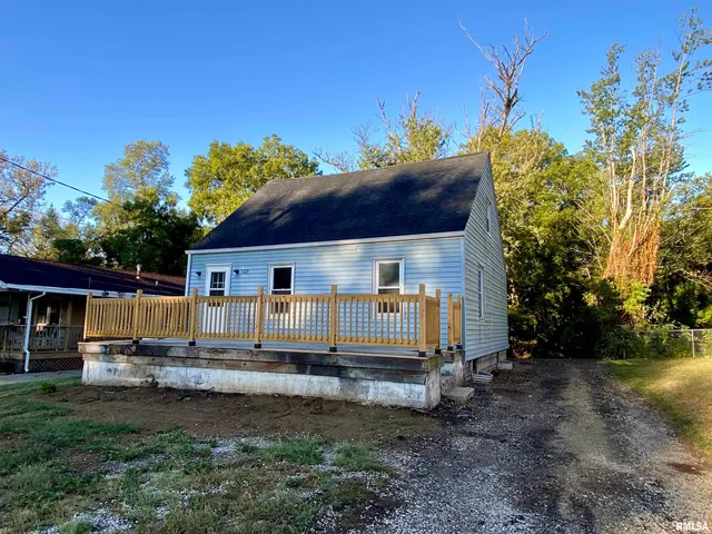 $95,000 | 523 South Anna Avenue, Bellevue, IL 61604