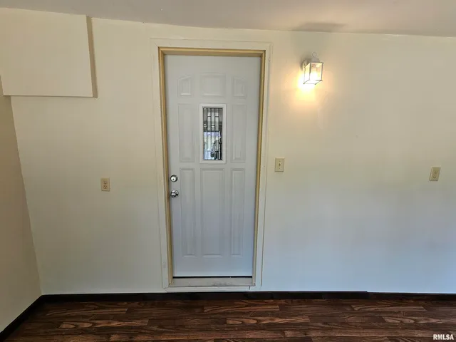 $87,500 | 718 North Coal Street, Colchester, IL 62326