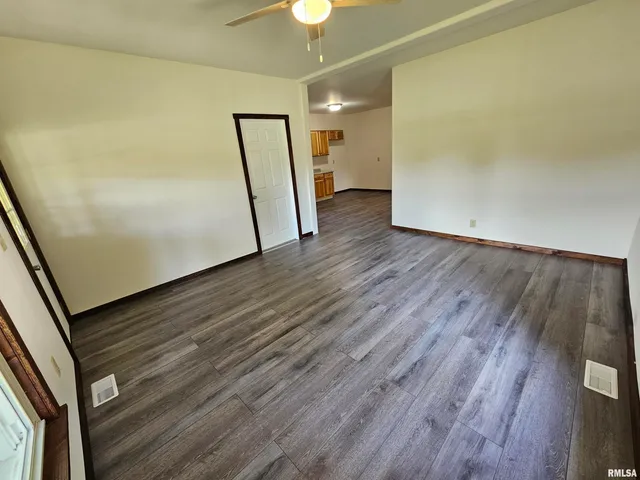 $87,500 | 718 North Coal Street, Colchester, IL 62326