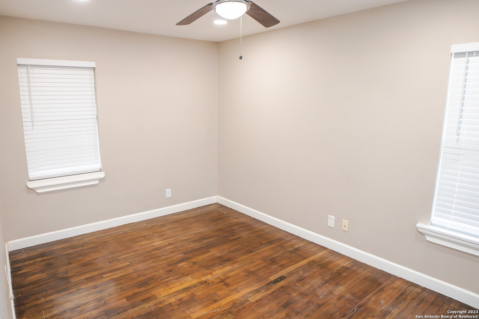 415 Riddle Street San Antonio, TX 78210 - Photo 9 of 12