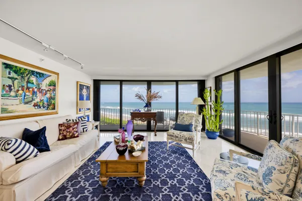 $1,695,000 | 3400 South Ocean Boulevard, Unit 3EII, Palm Beach, FL 33480