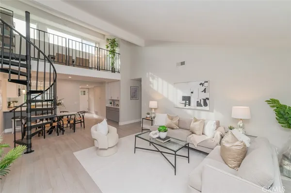 $1,338,000 | 14 Gumwood, Irvine, CA 92612