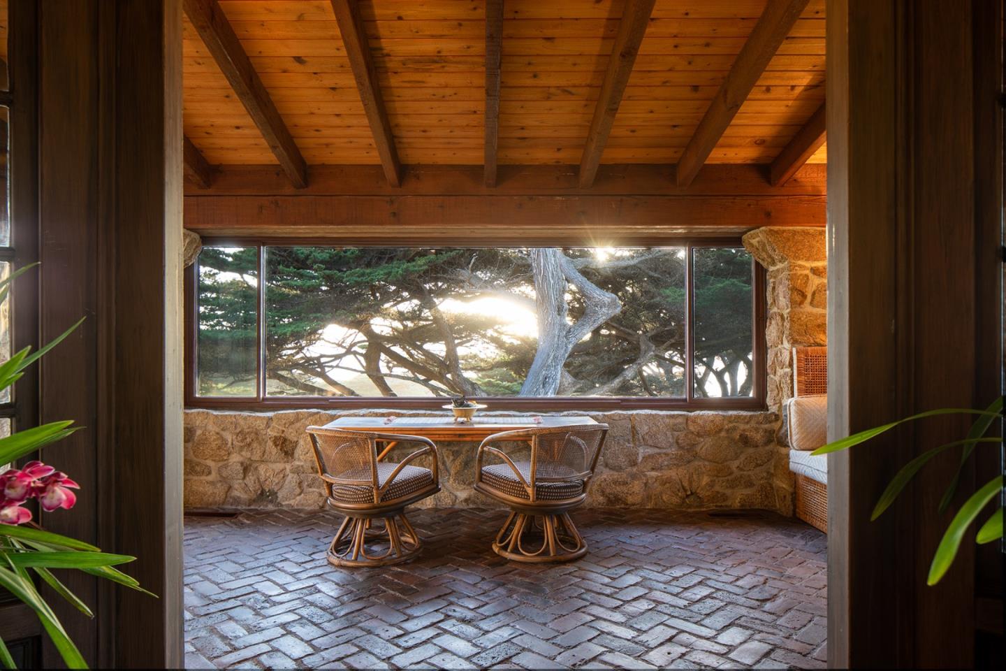 171 Spindrift Road Carmel, CA 93923 - Photo 18 of 37