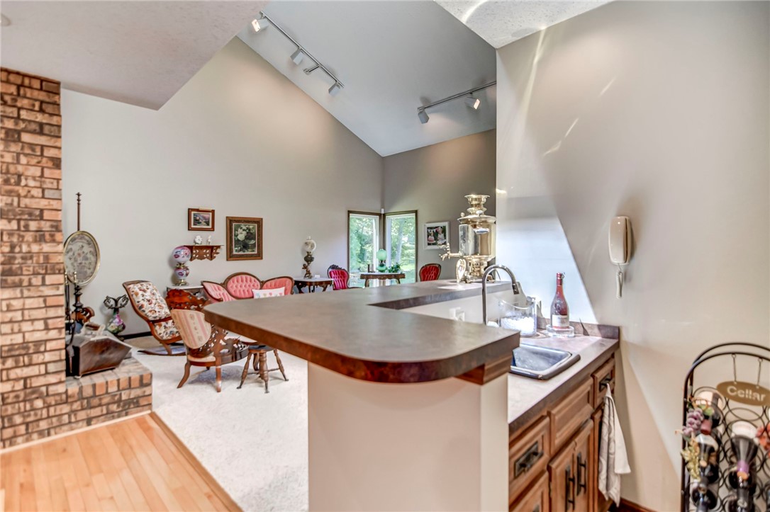 3058 Blackstone Drive Decatur, IL 62522 - Photo 5 of 48