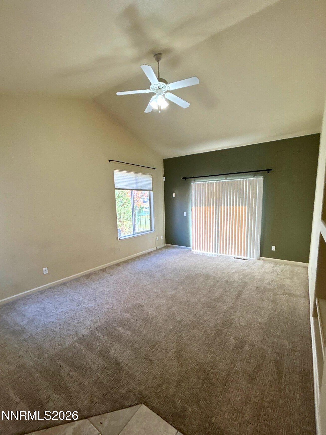 5718 Pumpkin Ridge Drive Sparks, NV 89436 - Photo 6 of 13 5443f7dd-a347-4b2b-b642-7e4aef447050