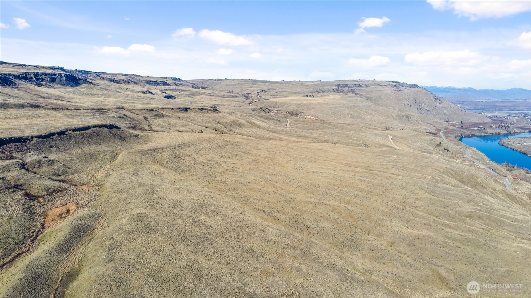 175 Morris Lane Bridgeport, WA 98813 - Photo 12 of 14 a view of mountains