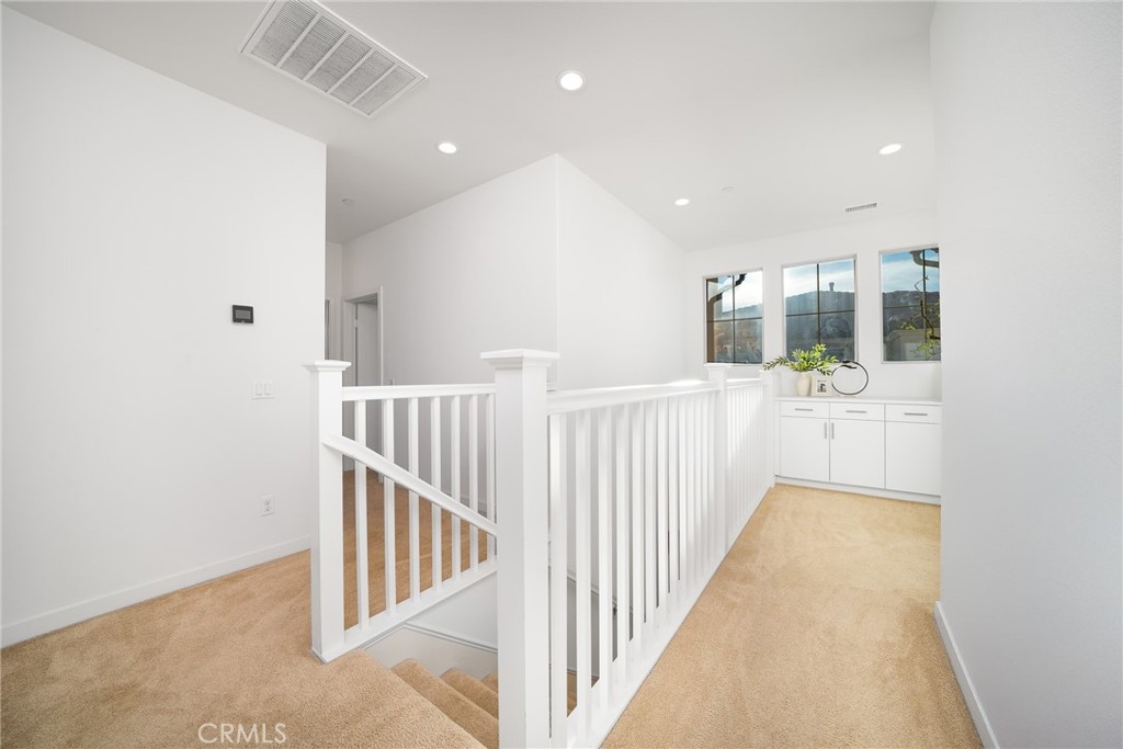 18 Prominence Lake Forest, CA 92630 - Photo 15 of 33