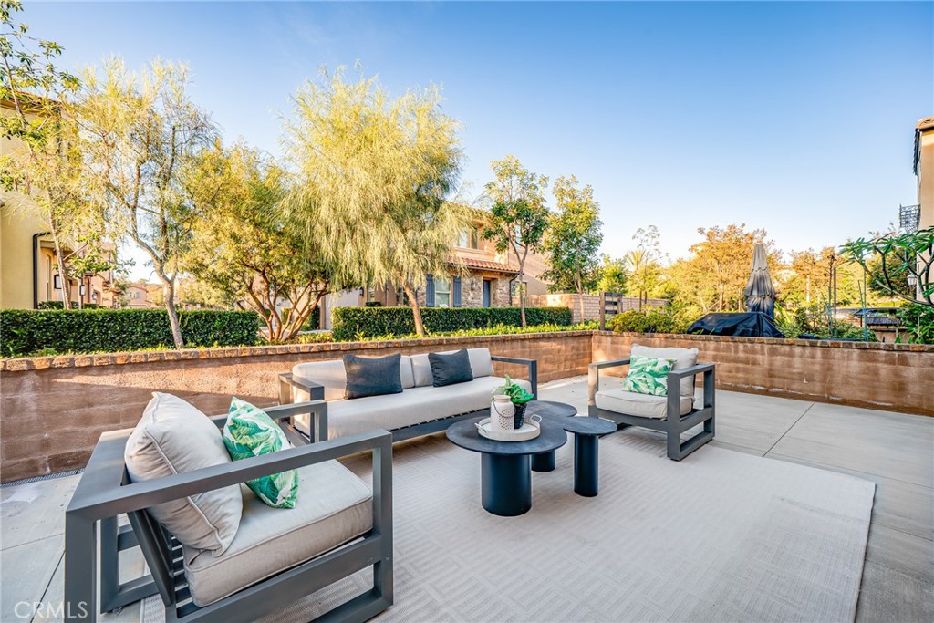 18 Prominence Lake Forest, CA 92630 - Photo 25 of 33