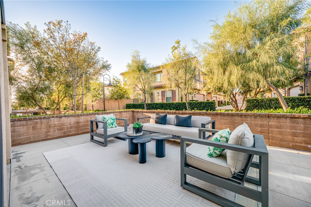 18 Prominence Lake Forest, CA 92630 - Photo 27 of 33