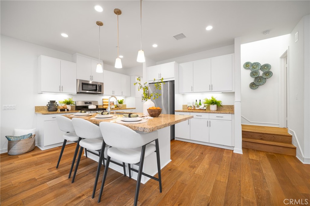 18 Prominence Lake Forest, CA 92630 - Photo 8 of 33