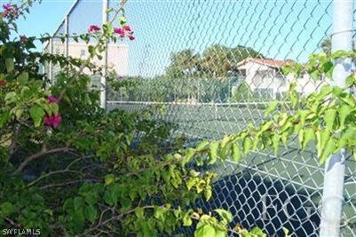 8049 Country Road, Unit 203 Fort Myers, FL 33919 - Photo 3 of 10 a picture of flowers