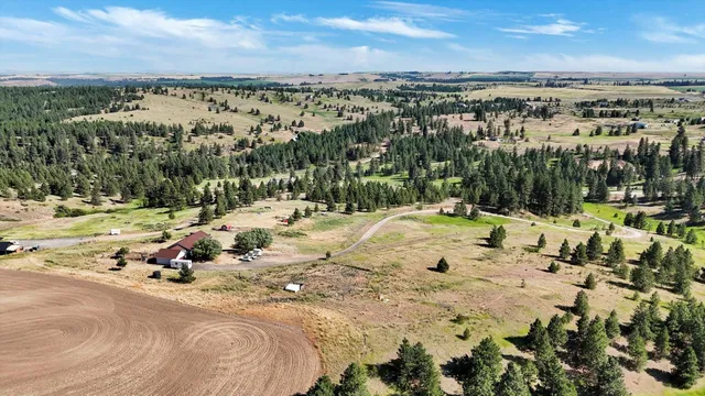 $589,500 | 36127 Hart Road, Davenport, WA 99122
