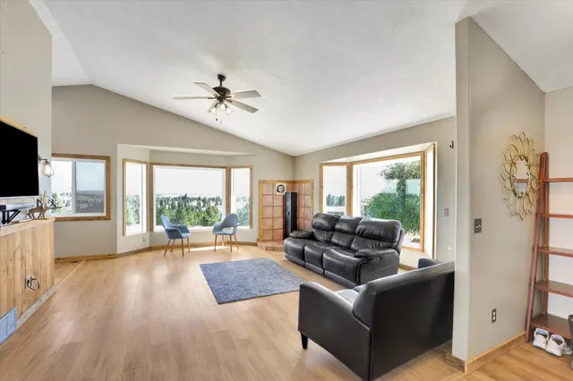 $589,500 | 36127 Hart Road, Davenport, WA 99122