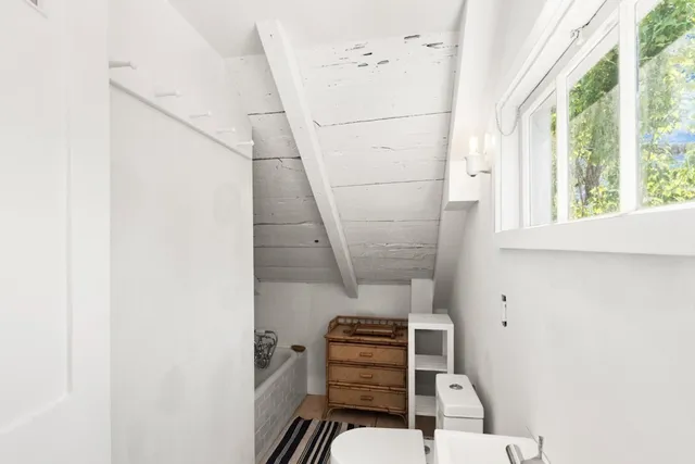 $14,000 | 27 North Liberty Street, Nantucket, MA 02554