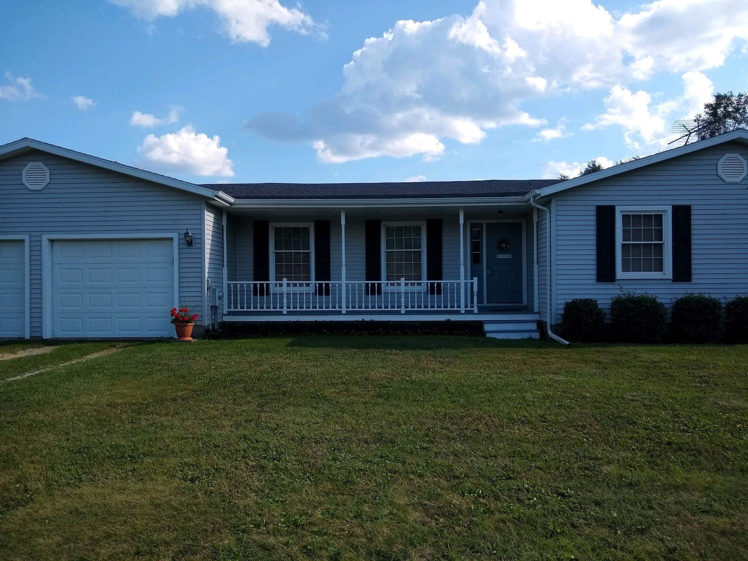 4041 West Berry Road Sterling, MI 48659 - Photo 1 of 34 1899412.JPG