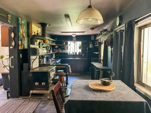 $279,900 | 2111 F Dry Creek Road, Chewelah, WA 99109