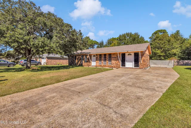 $152,500 | 5601 Arrowhead Drive, Pascagoula, MS 39581