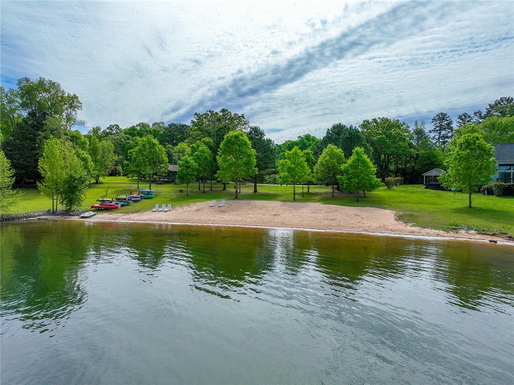 110-114 North Foxglove Road Westminster, SC 29693 - Photo 10 of 15 Gallery Image 10