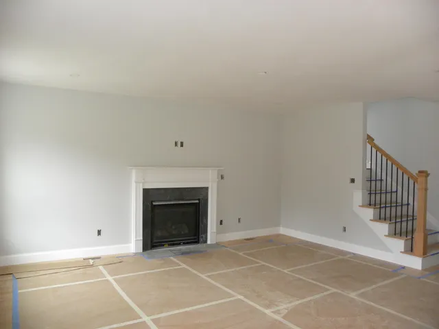 $779,900 | 302 Karatzas Avenue, Unit LOT 0, Manchester, NH 03104