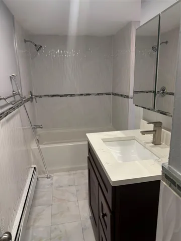 $3,300 | 147-29 227th Street | Brookville