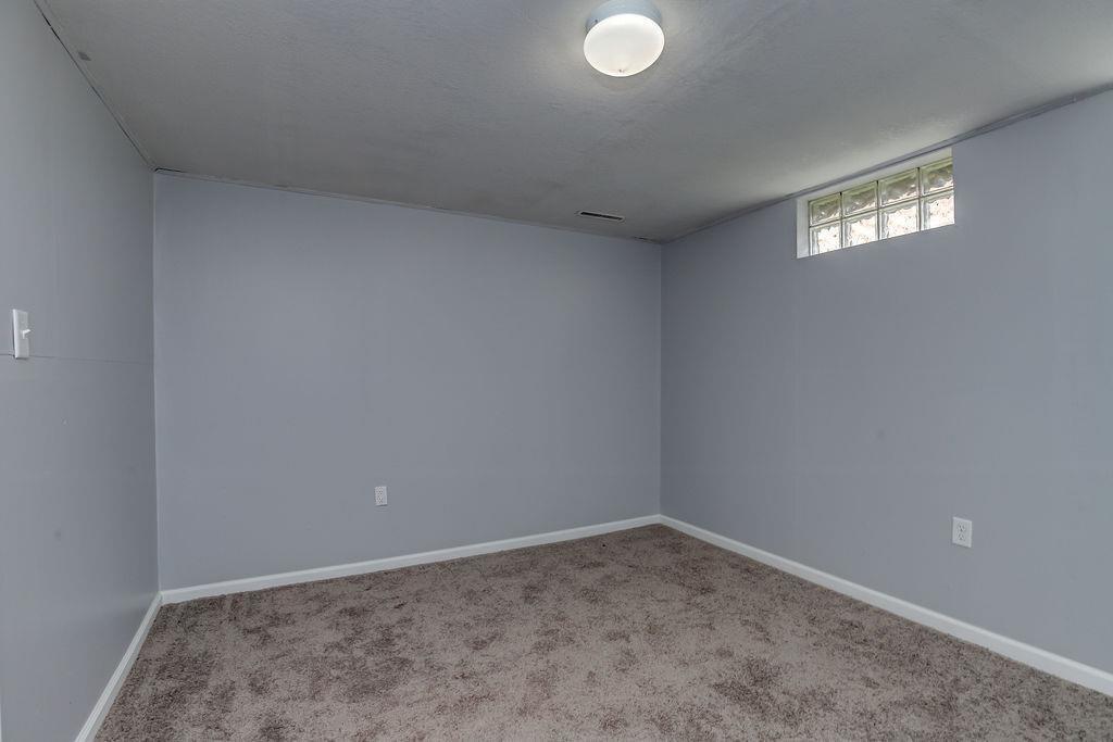 11446 Kenn Road Forest Park, OH 45240 - Photo 25 of 33