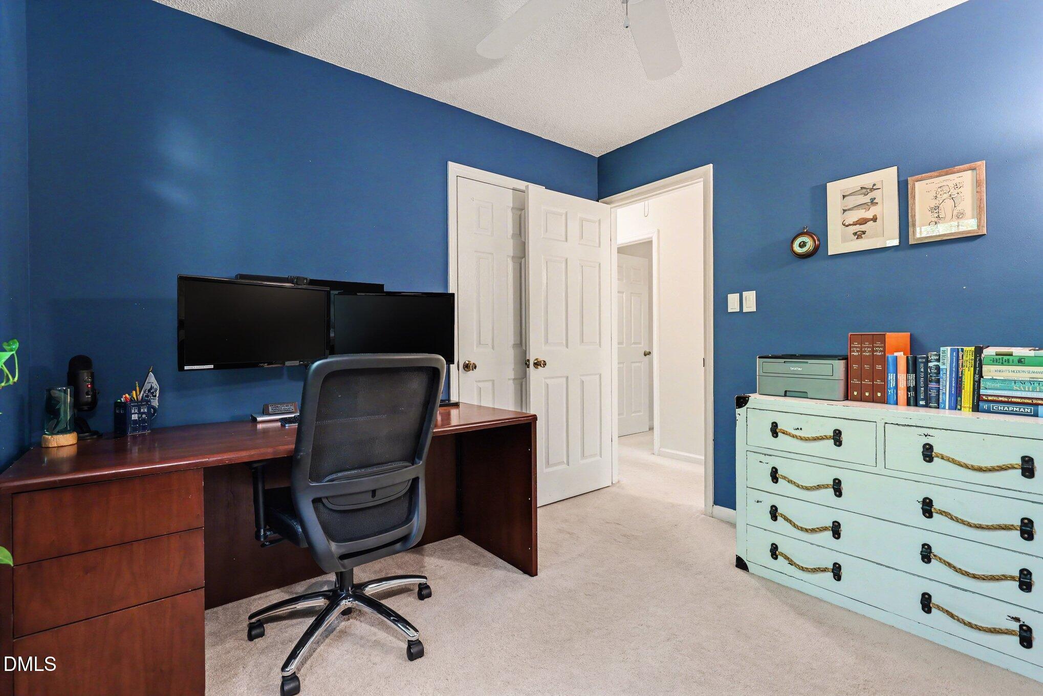 4204 Loch Harbour Lane Raleigh, NC 27606 - Photo 20 of 31 020_file_5719